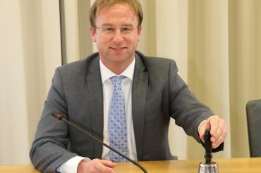 MdL_Fackler_Ausschuss_Glocke