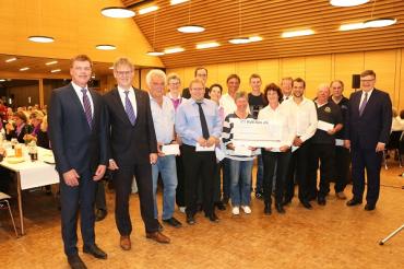 Möttingen125J_SpendenGruppenbild_ZUB