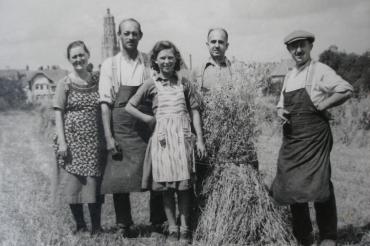 Familie Faul vor Kirchtum