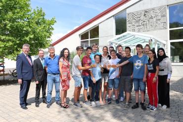 Wallerstein_Saftprojekt_alle_ZUBER