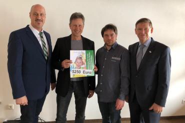 Spendenübergabe Martin Obermann