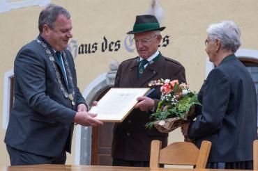 Festakt Verleihung Partnerschaftsmedaille an Pepi Köll