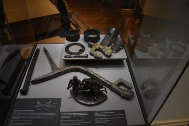 111318 Zwei Hängestöcke eines römischen Reisewagens_FOTO_Thomas Heitele