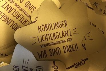 Viele_Sterne_ Weihnachtsbeleuchtung Nördlingen