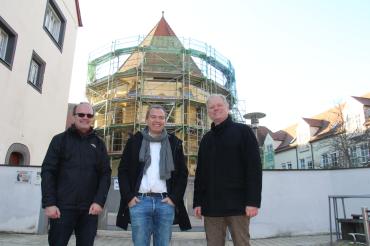 Spitalkirche Nördlingen mit den Verantwortlichen. 