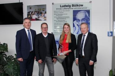 Verleihung des „Ludwig-Bölkow-Preis“ für Maria Kapfer.