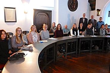 Die Studierenden im Nördlinger Rathaus