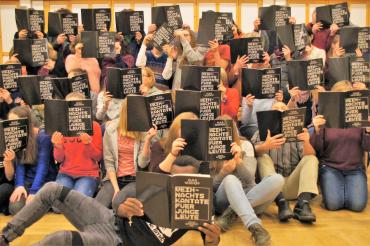 Für dieses Projekt lädt der Chor alle, die Lust haben, bei diesem Konzert mitzumachen, zu einer Schnupperprobe am Mittwoch, 27. Februar um 18:30 Uhr in der Gemeindezentrum St. Georg. Hallgasse 7 in Nördlingen ein.