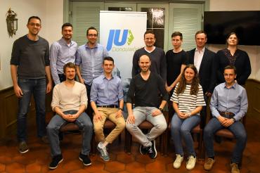 Gruppenbild der neuen Vorstandschaft mit Stadtrat Jonathan Schädle, KV Ost jun. und stellv. BV Fackler.