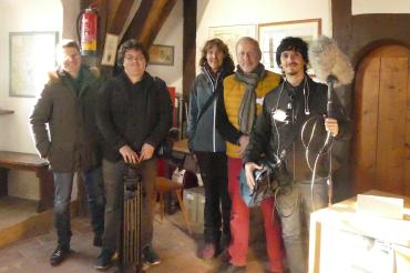 David Wittner (Chef der Tourist-Information Nördlingen), Horst Lenner (Türmer), Gisela Pösges (Geopark-Geologin), Diego Breit und David Guzmán von Glaciar-Films, CNTV Chile 