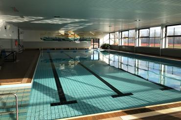 Derzeit wird in Bäumenheim über die Zukunft des Hallenbades diskutiert.