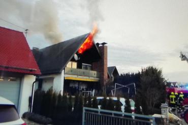 In Rain brannte ein Dachgeschoss.