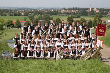 Das Bild zeigt die Jugend- und Stadtkapelle Oettingen.