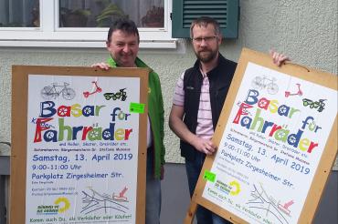 Das Bild zeigt Schilder des Fahrradbasars in Donauwörth.