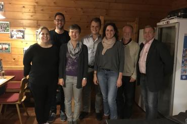 Auf dem Bild von links nach rechts: Jenny Wagner (3. Vorstand), Christof Simon (2. Vorstand), Alexandra Huber (Sportwartin), Pascal Löffler (Schriftführer), Ute Ernst (Jugendwartin). 