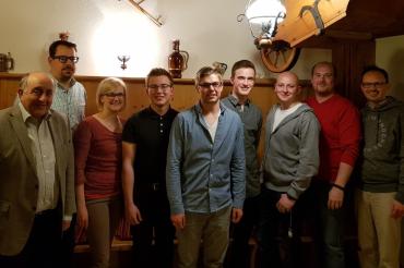 (v.l.n.r.) CSU Ortsvorsitzender Gottfried Hänsel, Benedikt Bosch, Kathrin Biber Christoph Bichelmeir, JU-Ortsvorsitzender Alexander Biber, Simon Strohofer, Christoph Lettenbauer, Markus Meyr und 1. Bürgermeister Dr. Martin Drexler