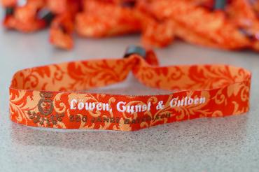 Das Bild zeigt das offizielle Eintrittsband für das gesamte Festjubiläum (Mittwoch-Sonntag).