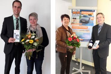 Bild links: Privatkundenberater Michael Bernet und Gewinnerin Sonja Böck. Bild rechts: Gewinnerin Sieglinde Grunenberg und Geschäftsstellenleiter Jürgen Roßmann.
