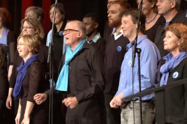 Das Bild zeigt den Sing Human Rights Chor.