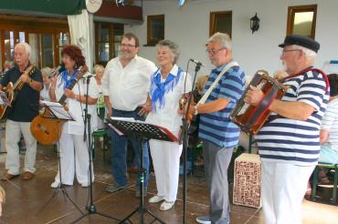 Der Buchdorfer Zweigesang im Hofgut Bäldleschwaige.