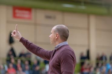 Coach Bär während einem Spiel