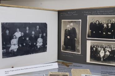 „Taufspritze und Geburtsstuhl - Vom Kinderkriegen in alten Zeiten“