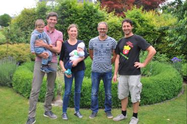 Das Bild zeigt von links: Familie Öhlhorn (Max, Martin, Lena und Leoni), 2. Vorstand Benni Zucker, 1. Vorstand Christian Schmid.