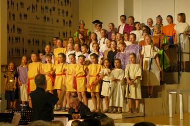 Kinderkantorei beim Musical „Da staunt der Römer“ 1.6.2018