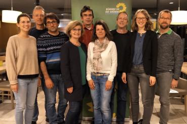 Das Bild zeigt von linsk: Katja Heinrich, Kurt Jenning, Joachim Feldengut, Ursula Kneißl-Eder, Werner Waimann, Andrea Eireiner, Elmar Benedikter, Eva Lettenbauer, Thomas Krepkowski (es fehlt: Julia Minnich)