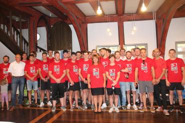 : Petra Wagner freute sich sehr für die erste Mannschaft des TSV Oettingen.