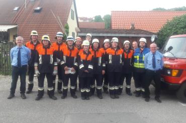 Gruppenbild der Teilnehmer der Leistungsprüfung.