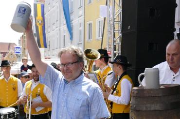 Am Mittwoch wurde das 22. Reichsstraßenfest von Oberbürgermeister Armin Neudert eröffnet. 