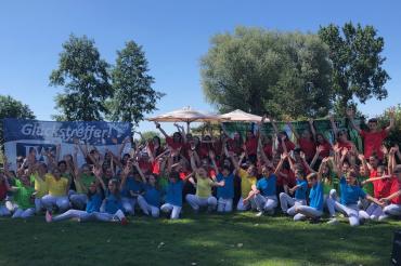 1. Auftritt der Oettinger Showtanzgruppe "Time To Dance“ auf der Gartenschau in Wassertrüdingen 