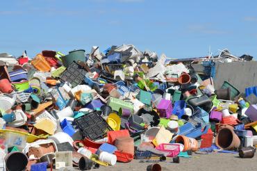 Bild zum Titelthema: Weniger Müll ist mehr.