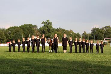 Zu sehen sind Teilnehmer des Voltigierzentrum Nördlingen e.V. 