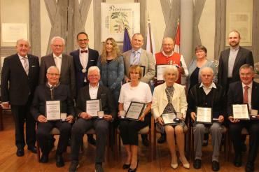 Gruppenbild beim Ehrenempfang 