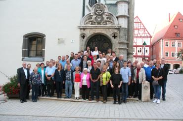 Das Bild zeigt den Empfang der Helfer des Ferienprogramms