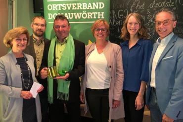 Das Bild zeigt von links nach rechts: Ursula Kneißl-Eder, Thomas Krepkowski, Albert Riedelsheimer, Bärbel Stahl, Eva Lettenbauer, Wolfgang Goschenhofer