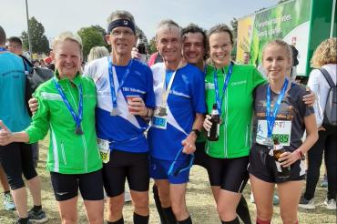 Auf dem Foto nach dem Zieleinlauf von links Anneliese Zinke, Bernhard Satzenhofer, Hans Niederhuber, Konrad Käser, Christina Satzenhofer und Marie Wagner 