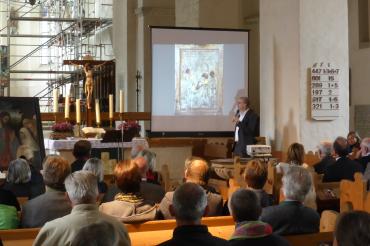 Dr. Weninger referiert zum Thema „Gemälde der Kirchengemeinde“ 