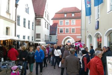 Das Bild zeigt den Donauwörther Herbst- und Regionalmarkt 