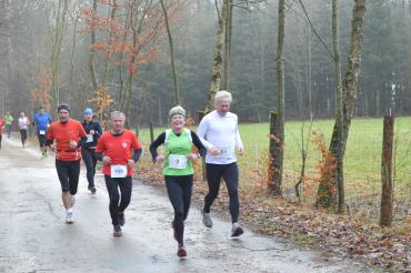 Das Bild zeigt Läufer des Jedermannslauf.