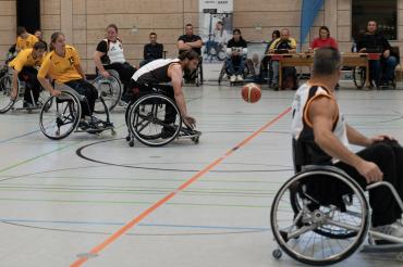 Das Bild zeigt den BVSV Donauwörth zum 1. Spieltag der Rollstuhlbasketballer
