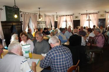 Das Bild zeigt das Volksliedersingen im Sixenbräu Stüble