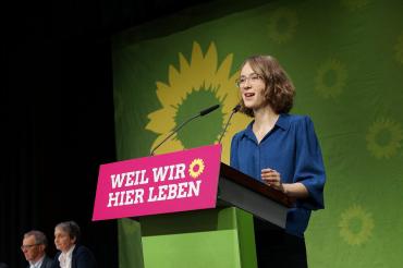 Eva Lettenbauer am Rednerpult