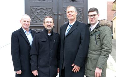 Das Bild zeigt das Führungs-Team der PWG-Freie Wähler Wemding.