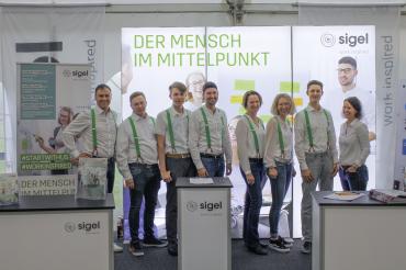 Hier gab es Infos aus erster Hand: das SIGEL-BWK-Team 2019 #STARTWITHUS #WORKINSPIRED - so lautet der neue Slogan der SIGEL-Azubis!