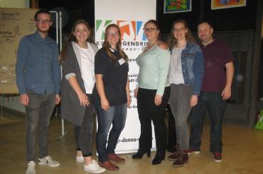 Das Bild zeigt den neuen KJR-Vorstand (v. l. n. r.): Niklas Schmidbaur, Carla Luxenhofer, Teresa Jaumann (1. Vorsitzende), Ella Stark (2. Vorsitzende), Klara Ommer, Marcus Kalusche