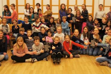 Das Bild zeigt die Nördlinger Kinderkantorei 