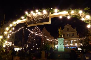 Das Bild zeigt den Wemdinger Weihnachtsmarkt